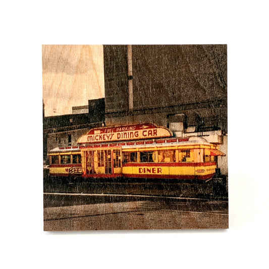 Coaster - St. Paul - Mickey's Diner